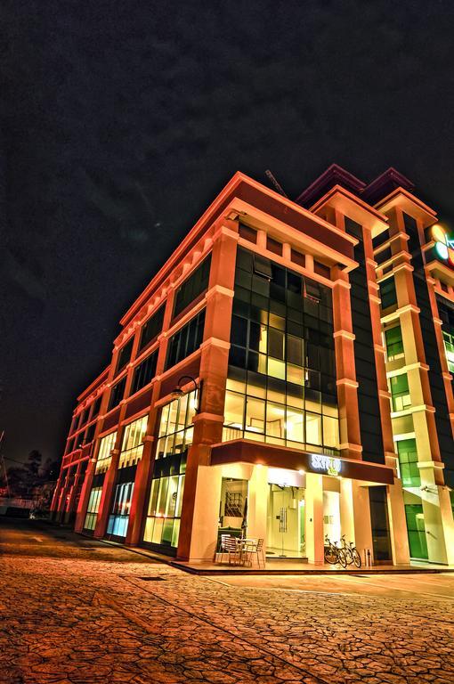 Skypod Boutique Hostel Kota Kinabalu Pokoj fotografie